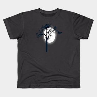 The dark bird and the tree Kids T-Shirt